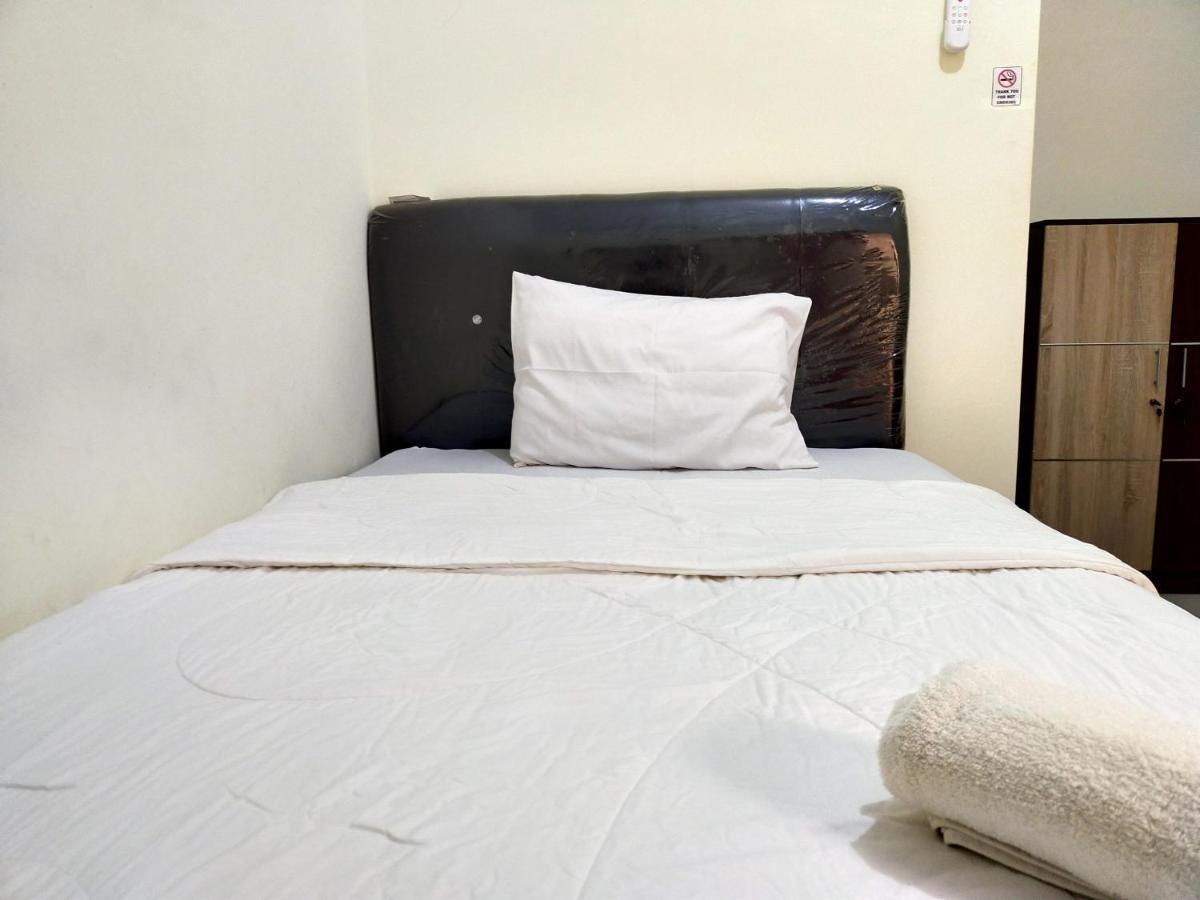 Homestay Danesti Syariah Near Bandara Sultan Hasanuddin Makassar Eksteriør bilde