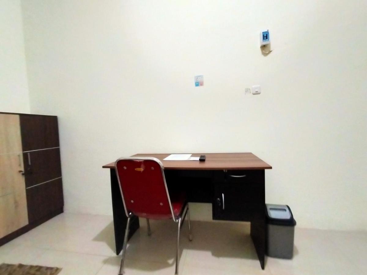 Homestay Danesti Syariah Near Bandara Sultan Hasanuddin Makassar Eksteriør bilde